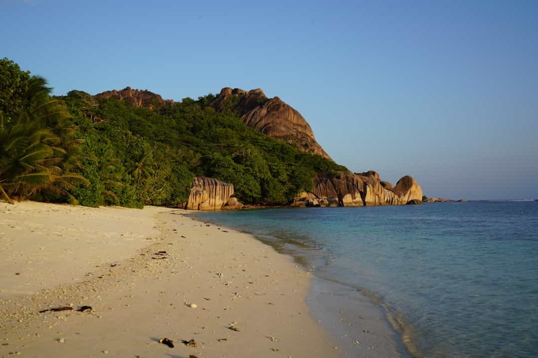 Seychelles Complete Island Circuit: Praslin-La Digue-Mahe - 7 Nights