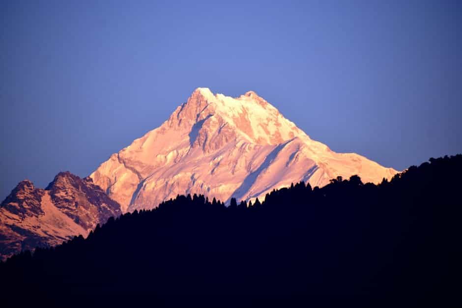 Gangtok Honeymoon Special: Romantic Views of Kanchenjunga