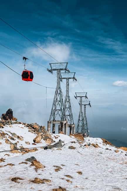 Gulmarg Explorer: Skiing, Gondola & Alpine Meadows (5 Nights)