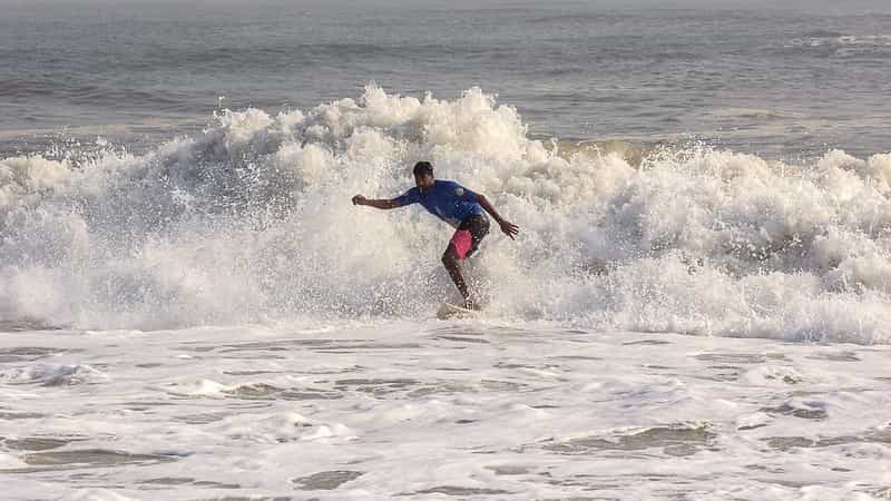 Kovalam Surf & Chill: Surf Lessons, Beach Yoga & Sunset Cruise