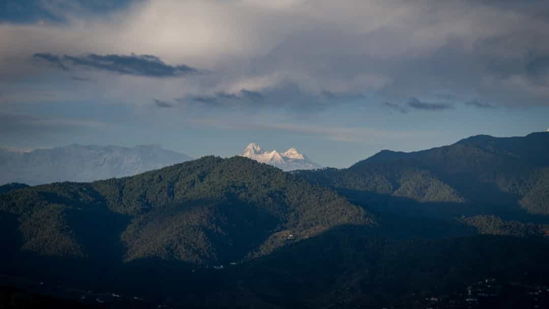 Almora Cultural Tour: Temples, Handicrafts & Hillwalks