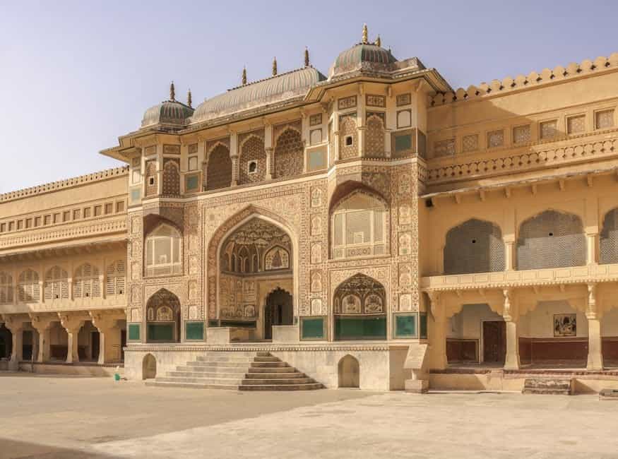 Rajasthan Weekend Escape: Jaipur Amber Fort & City Palace Highlights