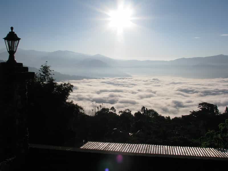 Darjeeling, Mirik & Kalimpong Family Package: Tea Gardens & Lakes