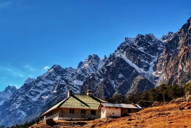 Sikkim Honeymoon Special: Romantic Valleys & Luxury Cottages