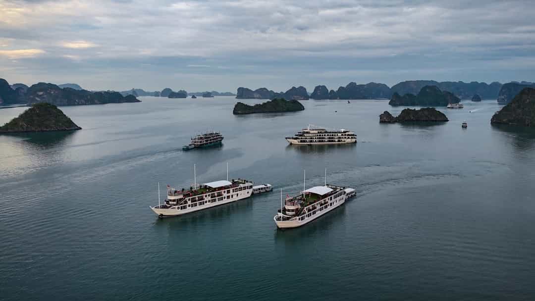 Ha Long Bay Budget Cruise & Kayaking: 5-Night Explorer Package