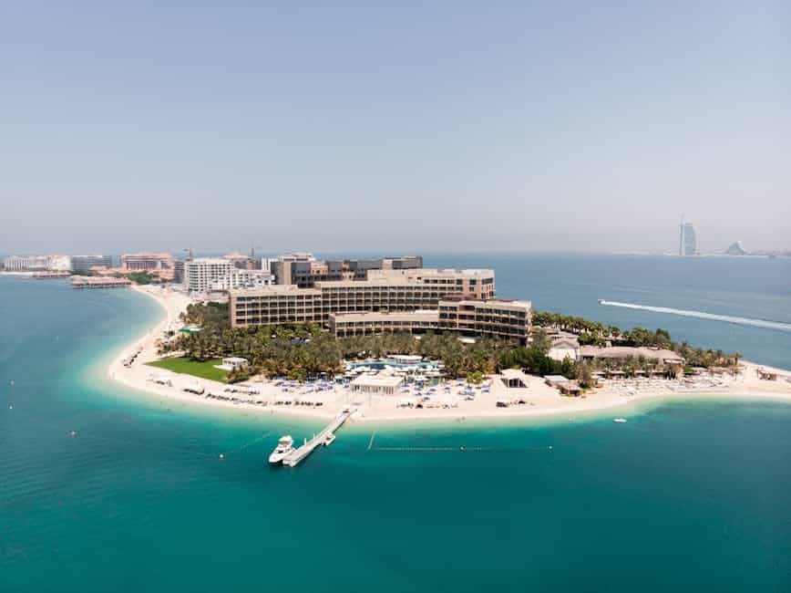 Ten-Day Premium Dubai & Yacht Safari: Island Hopping & VIP Access