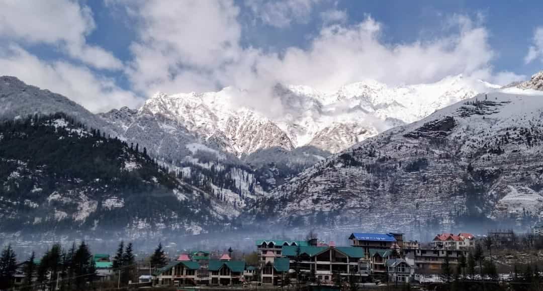 Luxury Manali & Solang 6 Nights: Premium Stay with Activities