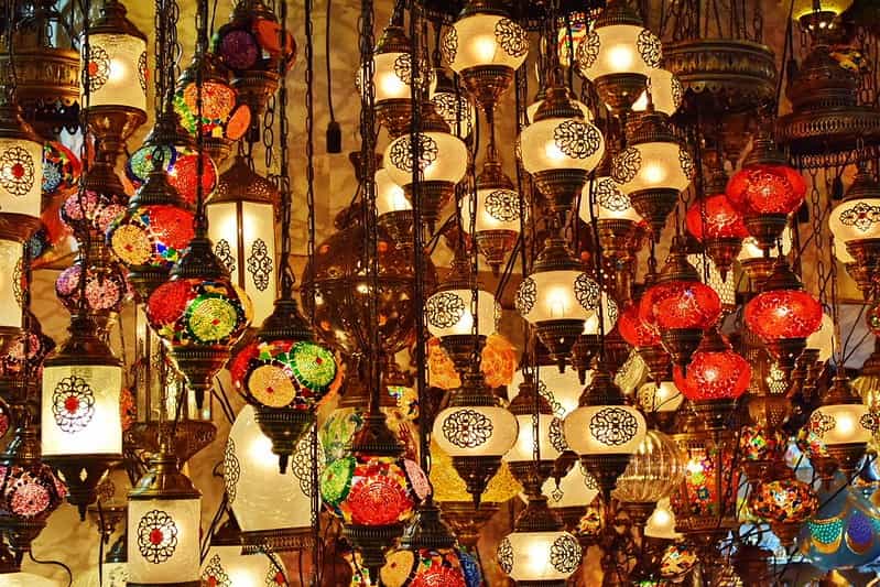 Turkish Delight Food & Bazaar Tour: Culinary Istanbul & Cooking Class