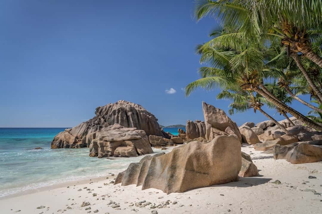 Seychelles Island Hopping Luxury: Praslin-La Digue-Mahe - 6 Nights