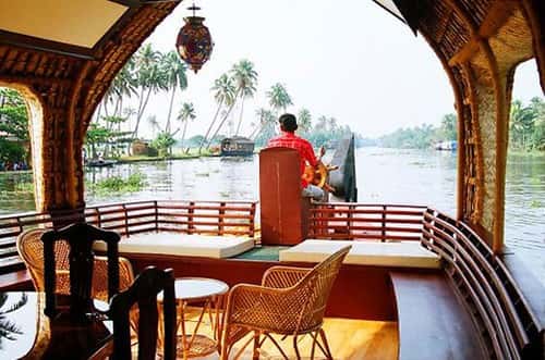 Luxury Backwater & Spice Trail: Private Houseboat with Chef