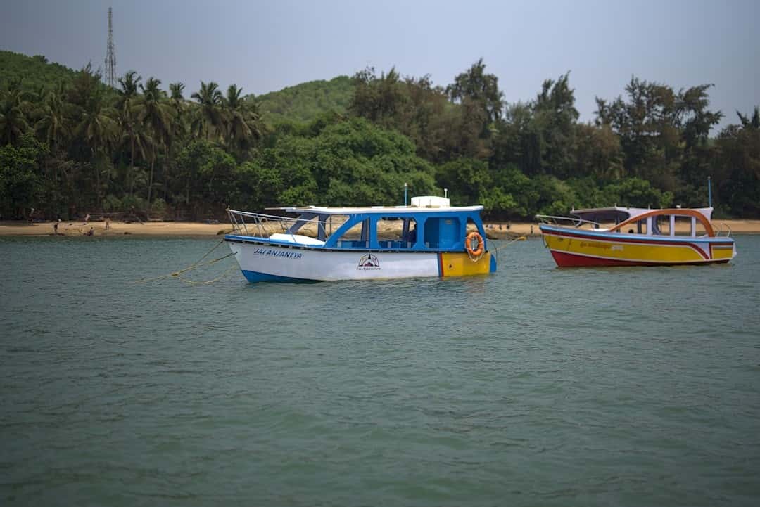 Kerala Luxury Coastal Cruise: Private Yacht from Kochi to Varkala