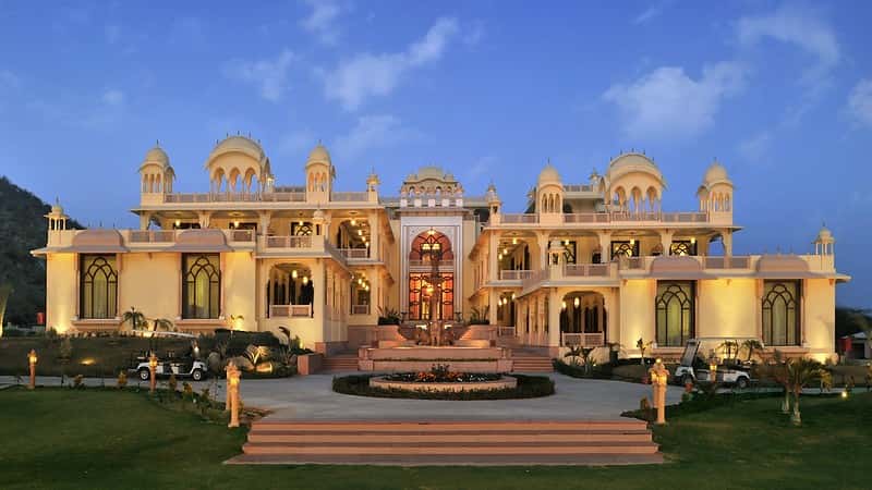 Luxury Palace Circuit 7 Nights: Exclusive Stays & Private Guides