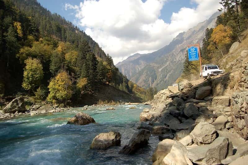 Kashmir Offbeat 5-Night: Hidden Valleys, Streams & Local Homestays