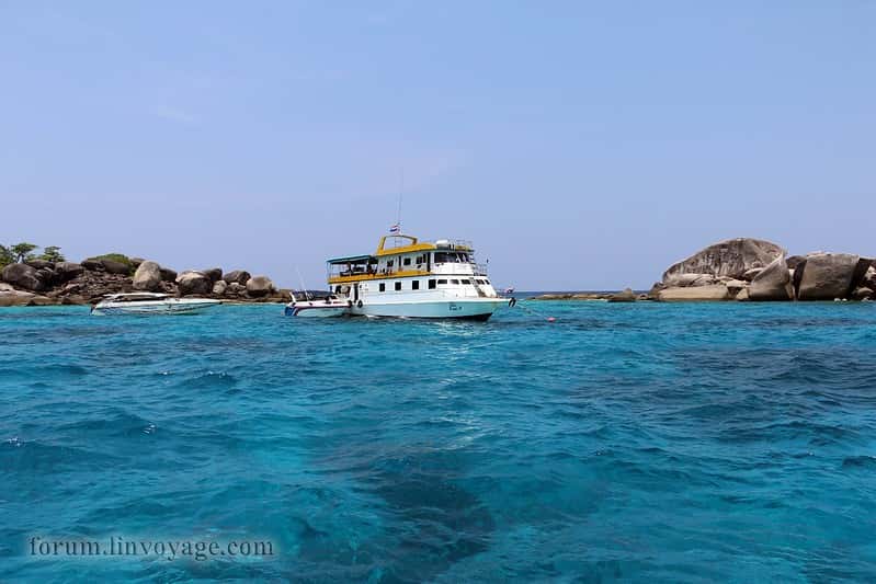 Seven-Night Luxury Escape: Private Yacht & Island Dining