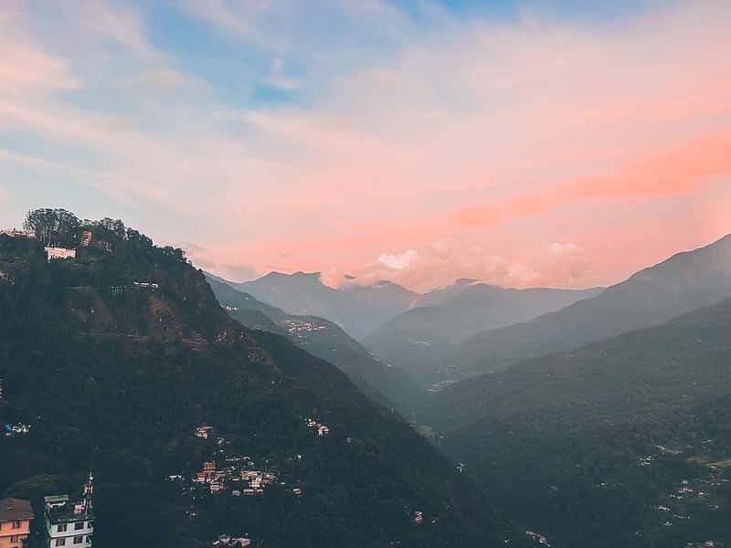 Sikkim Luxury Retreat: Gangtok Boutique Stays & Spa