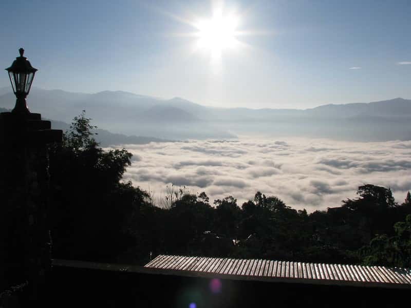 Darjeeling, Mirik & Kalimpong Family Package: Tea Gardens & Lakes