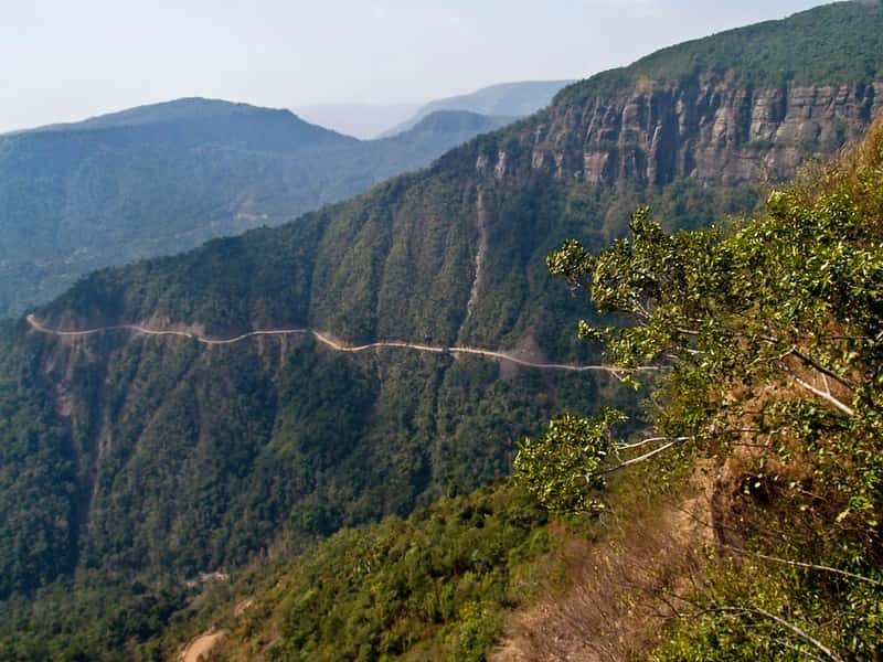 Shillong, Cherrapunji & Mawlynnong Explorer: Cleanest Village & Caves