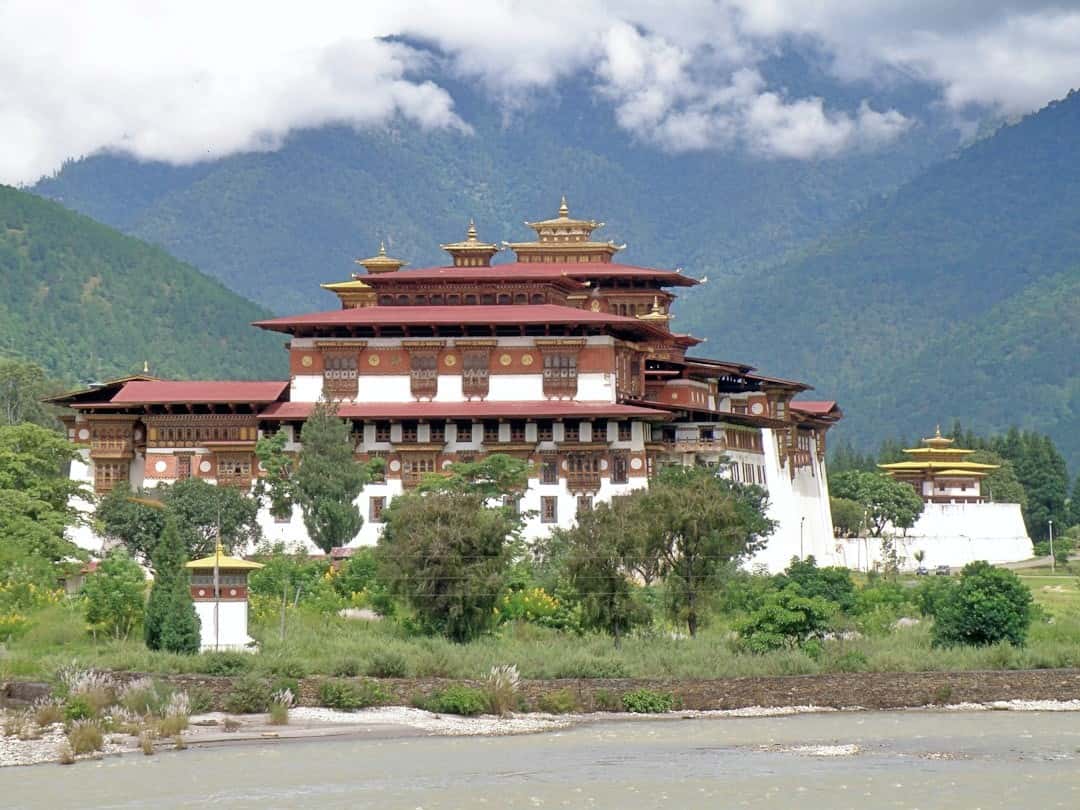 Classic Bhutan Circuit: Paro, Thimphu & Punakha