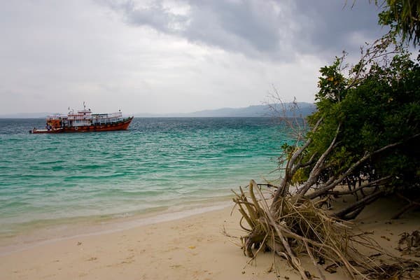 Snorkeling at Jolly Buoy Island Photo 1