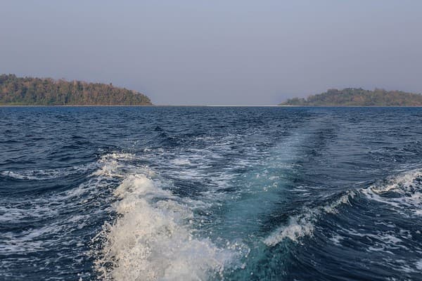 Ross & Smith twin islands sandbar Photo 1