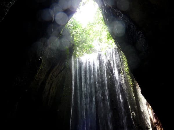Tukad Cepung cave waterfall Photo 2