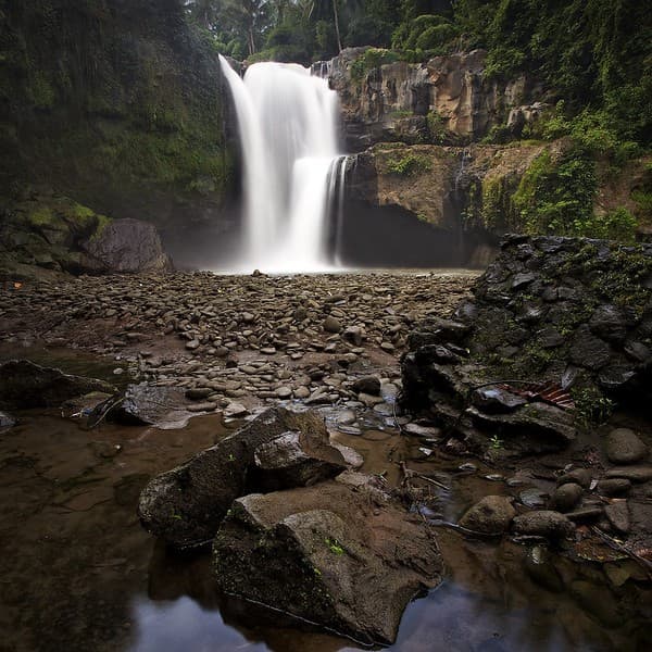 Tegenungan Waterfall Photo 3