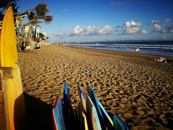 Seminyak beach clubs & sunset Photo 2