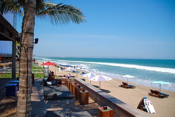 Seminyak beach clubs & sunset Photo 1