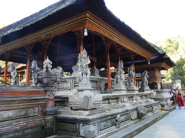 tirta empul temple, bali
