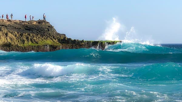 Nusa Lembongan, Bali - Devil’s Tear cliffs • eXpLoRed •