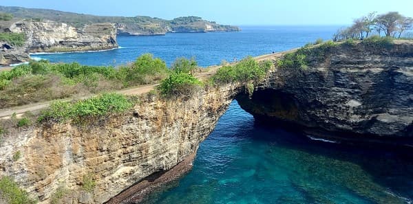 Broken Beach (Pasih Uug)