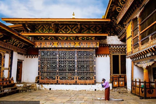 Bumthang temple circuit (Jambay, Kurjey, Tamshing) Photo 2