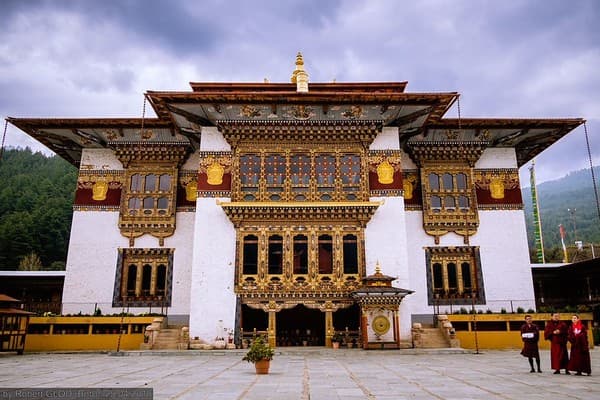 Bumthang temple circuit (Jambay, Kurjey, Tamshing) Photo 1