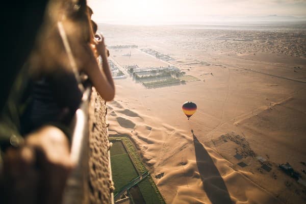 Hot Air Balloon Ride over the Desert Photo 2