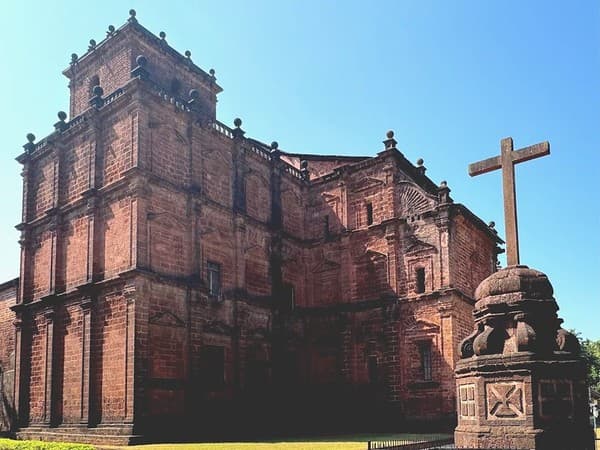 Old Goa Churches heritage walk (Basilica of Bom Jesus, Sé Cathedral)