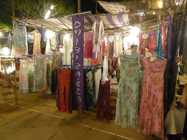 Arpora Saturday Night Market Photo 3