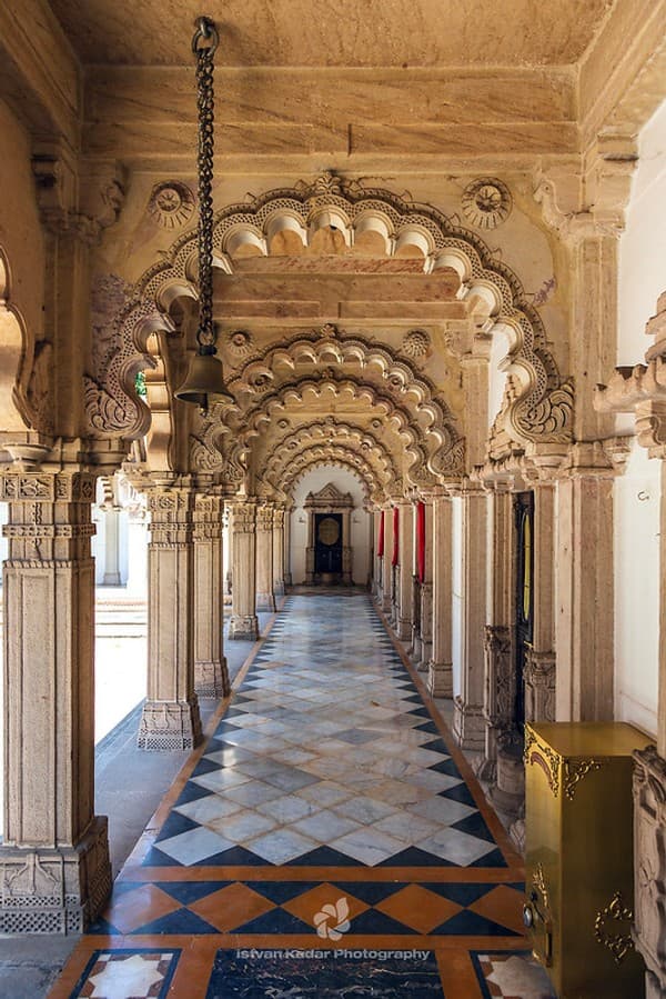 Hutheesing Jain Temple