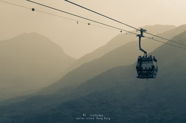 Ngong Ping 360 cable car Photo 3