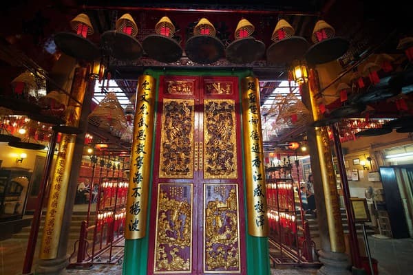 Man Mo Temple Photo 3