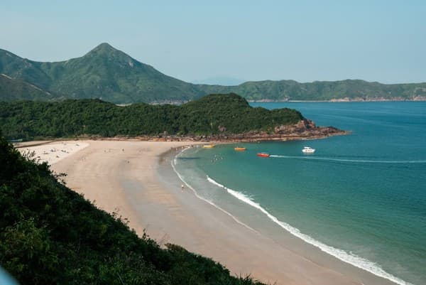 Sai Kung island-hopping and beaches (Sharp Island/High Island)