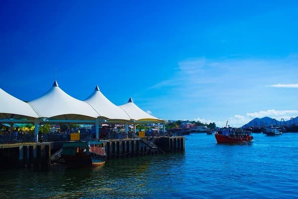 Cheung Chau island day trip Photo 2