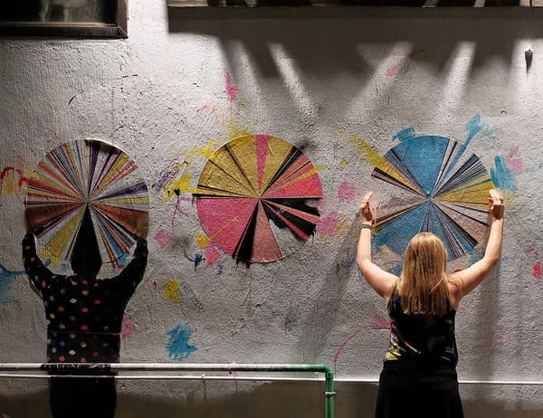 Sheung Wan street art and cafés Photo 1