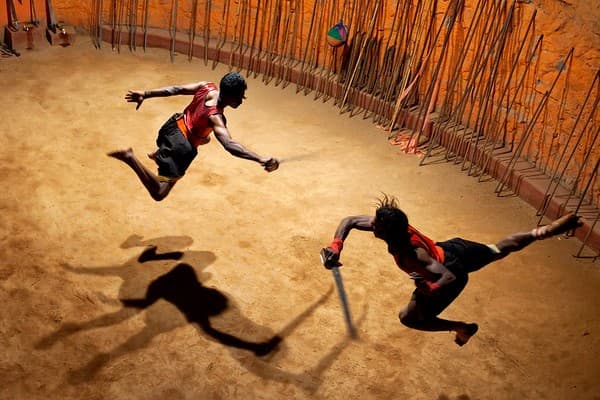 Kalaripayattu martial arts show Photo 3
