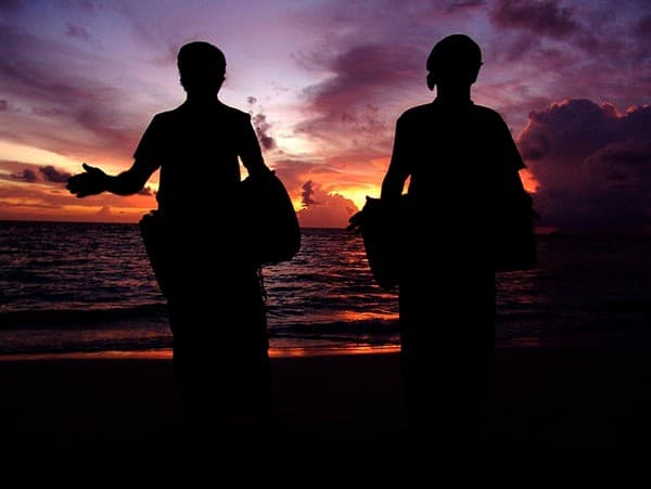 Bodu Beru drumming and dance performance Photo 3