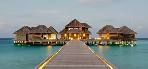 Overwater spa treatment Photo 2