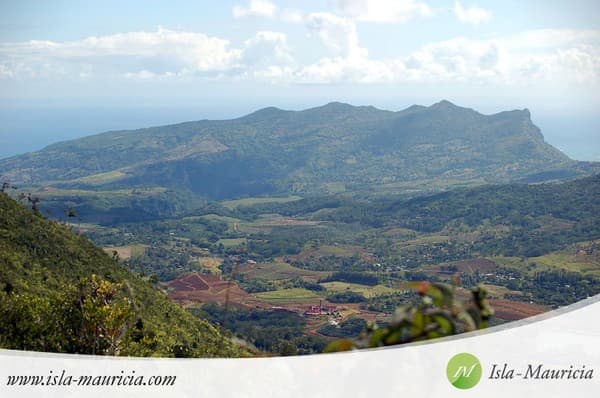 Mauritius - Piton de la petite rivere Noire - Black River Peak