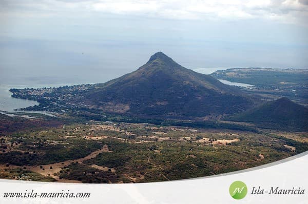 Mauritius - Piton de la petite rivere Noire - Black River Peak