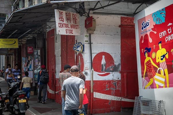 Central Market Store