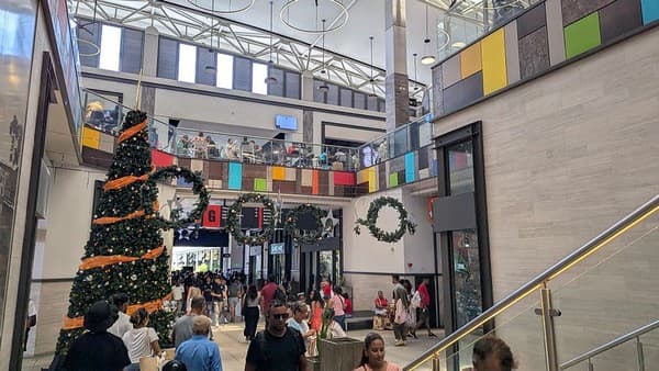 Quatre Bornes Textile Market