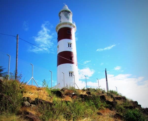 Albion Lighthouse (Pointe aux Caves)